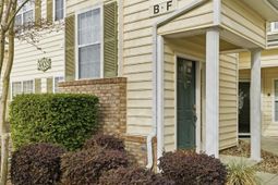 4433 Montrose Dr. photo 4