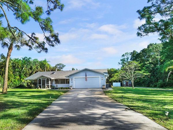 5654 SE Orange Blossom Trl, Hobe Sound, FL 33455