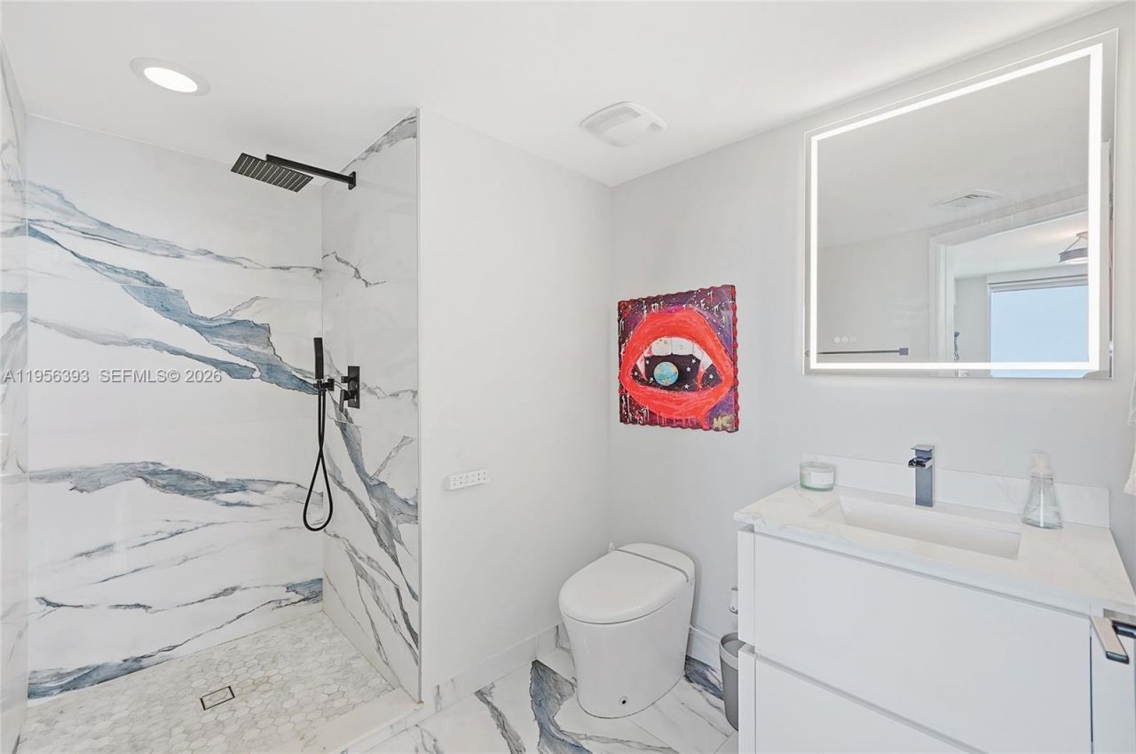 1881 79th St Cswy , Unit 1705, North Bay Village, FL 33141 Photo