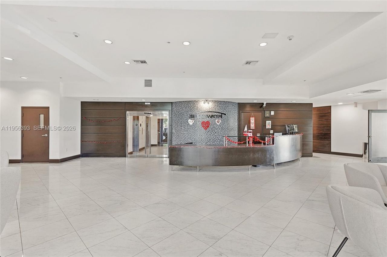 1881 79th St Cswy , Unit 1705, North Bay Village, FL 33141 Photo