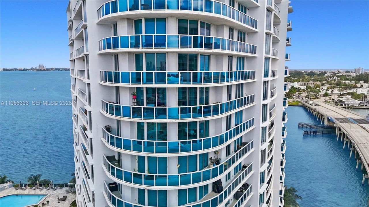 1881 79th St Cswy , Unit 1705, North Bay Village, FL 33141 Photo