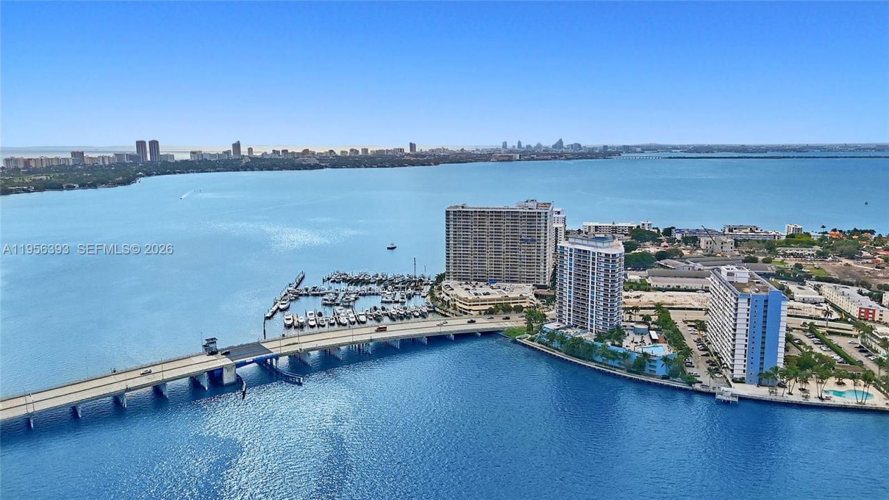 1881 79th St Cswy , Unit 1705, North Bay Village, FL 33141 Photo