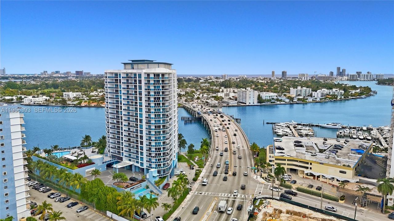 1881 79th St Cswy , Unit 1705, North Bay Village, FL 33141 Photo