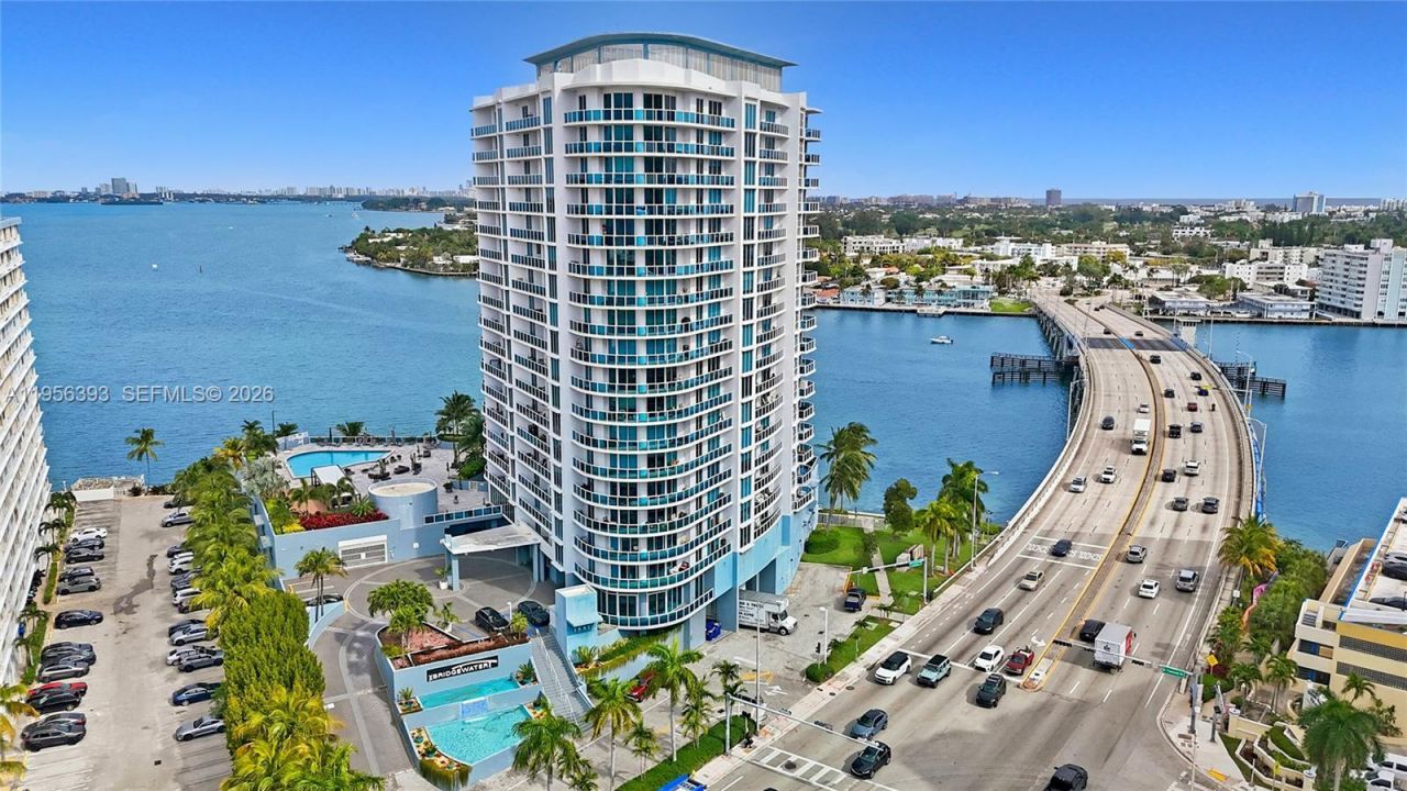 1881 79th St Cswy , Unit 1705, North Bay Village, FL 33141 Photo