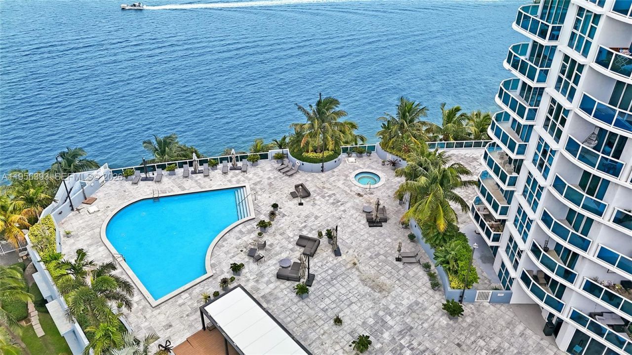 1881 79th St Cswy , Unit 1705, North Bay Village, FL 33141 Photo