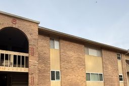 2251 Hillcrest Avenue photo 4