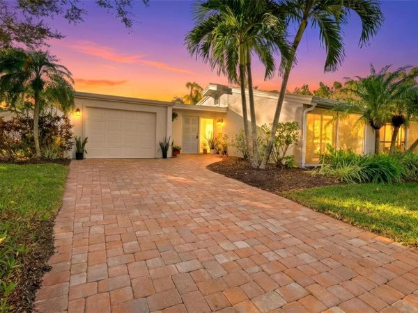 237 HOURGLASS WAY, Unit V6, SARASOTA, FL 34242
