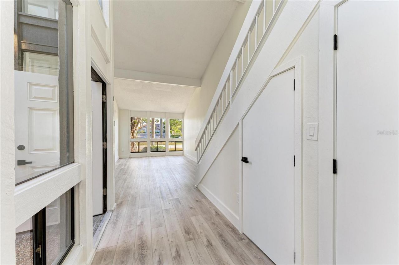 800 S Blvd Of The Presidents, Unit 9, Sarasota, FL 34236 Photo