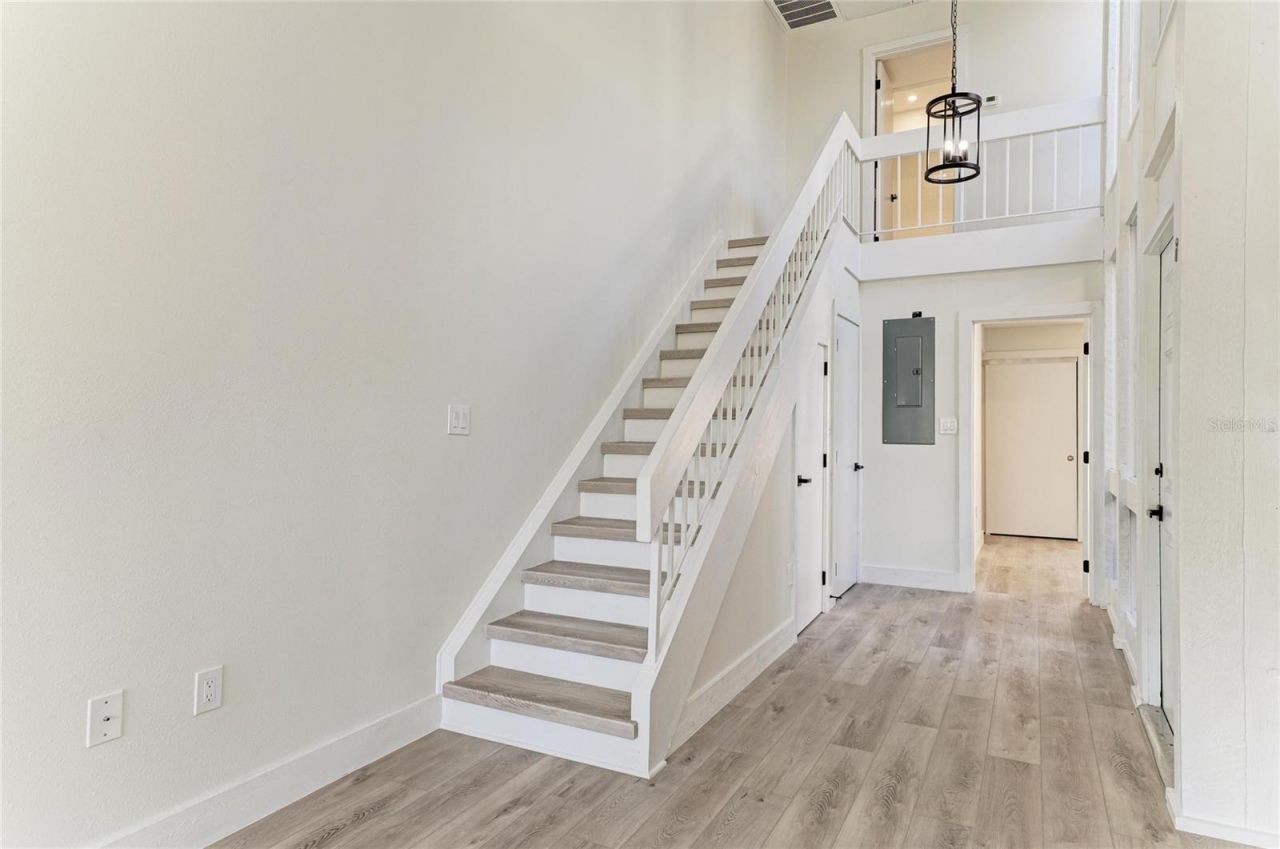 800 S Blvd Of The Presidents, Unit 9, Sarasota, FL 34236 Photo