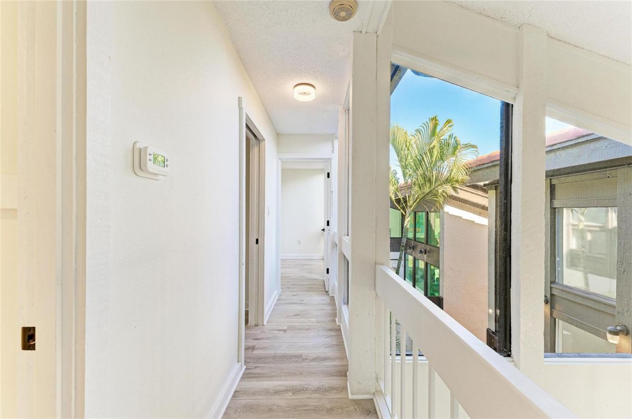 800 S Blvd Of The Presidents, Unit 9, Sarasota, FL 34236 Photo