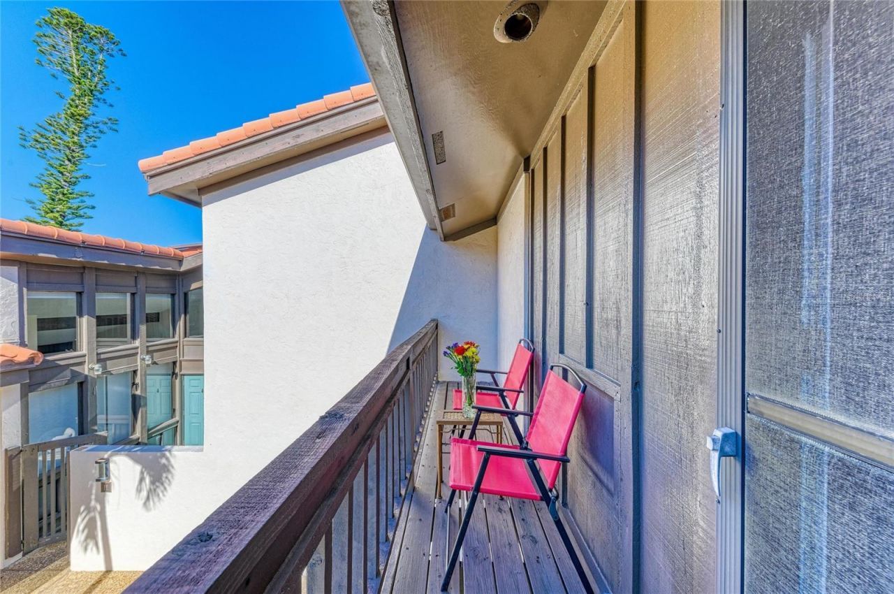 800 S Blvd Of The Presidents, Unit 9, Sarasota, FL 34236 Photo