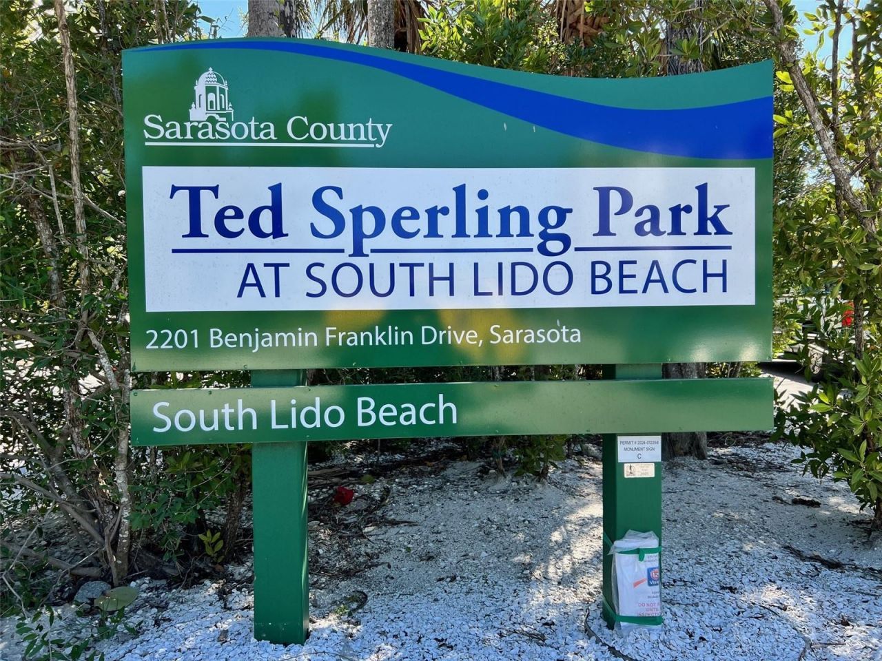 800 S Blvd Of The Presidents, Unit 9, Sarasota, FL 34236 Photo