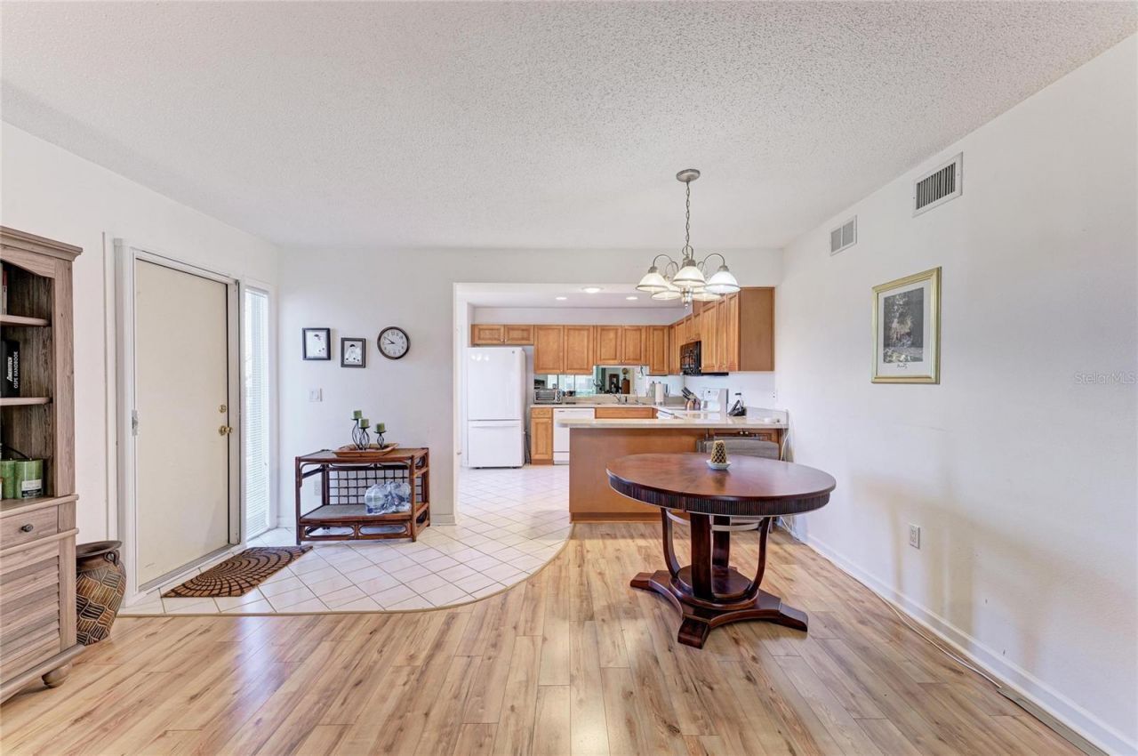 5400 34th Street W, Unit 16B, Bradenton, FL 34210 Photo