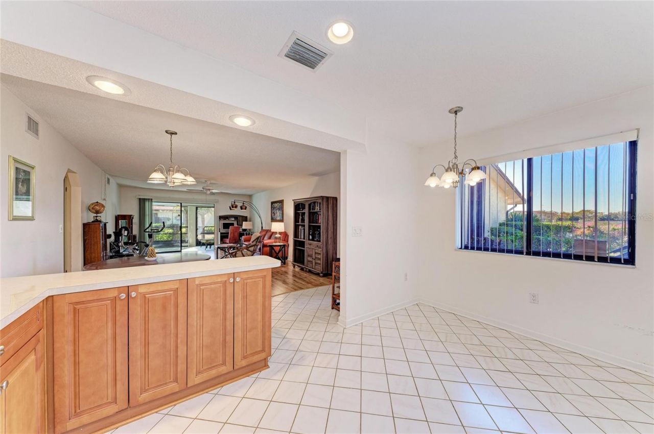 5400 34th Street W, Unit 16B, Bradenton, FL 34210 Photo