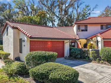 301 CLUSTERWOOD DRIVE, YALAHA, FL 34797