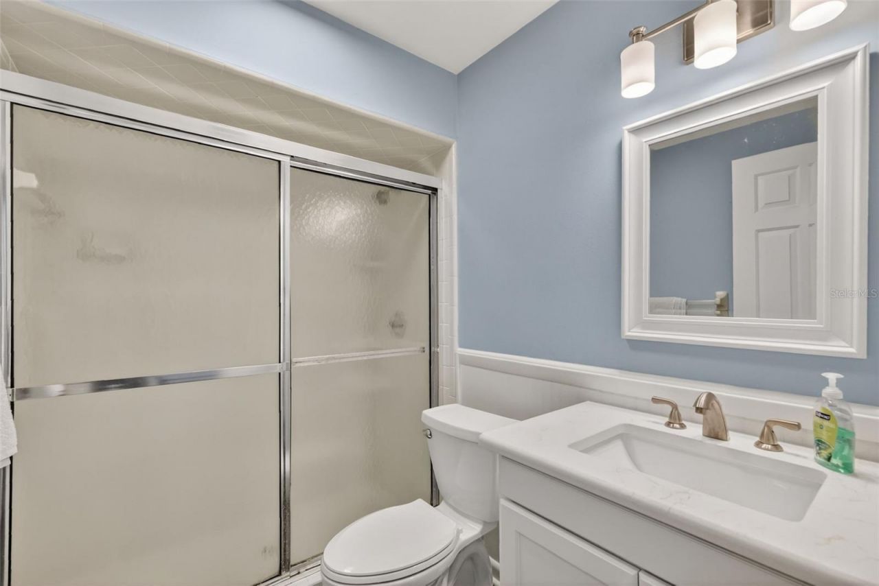 301 Clusterwood Drive, Yalaha, FL 34797 Photo