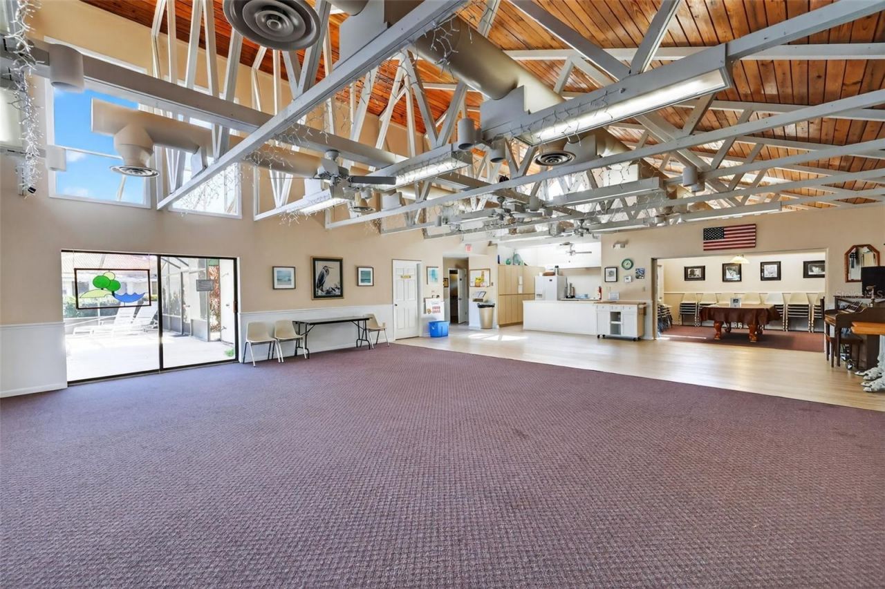 301 Clusterwood Drive, Yalaha, FL 34797 Photo