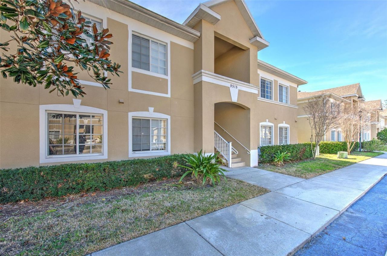 9515 Amberdale Court, Unit 101, Riverview, FL 33578 Main Photo