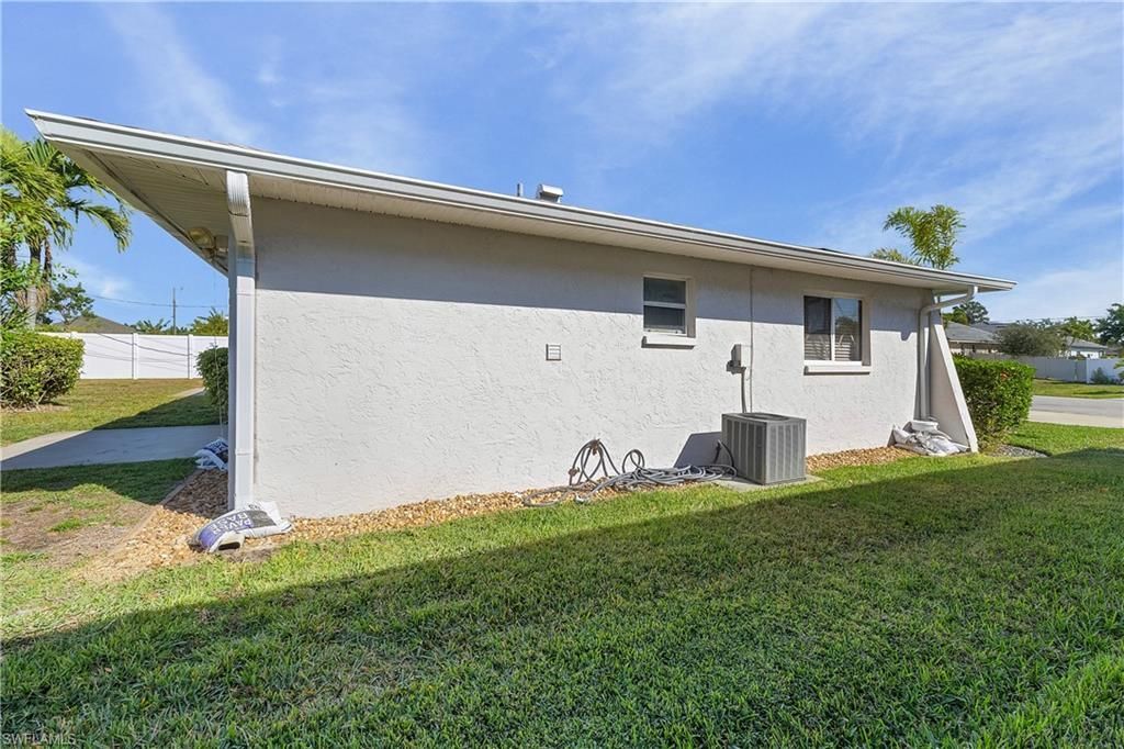 4012/4014 SW 16th Pl, Cape Coral, FL 33914 Photo