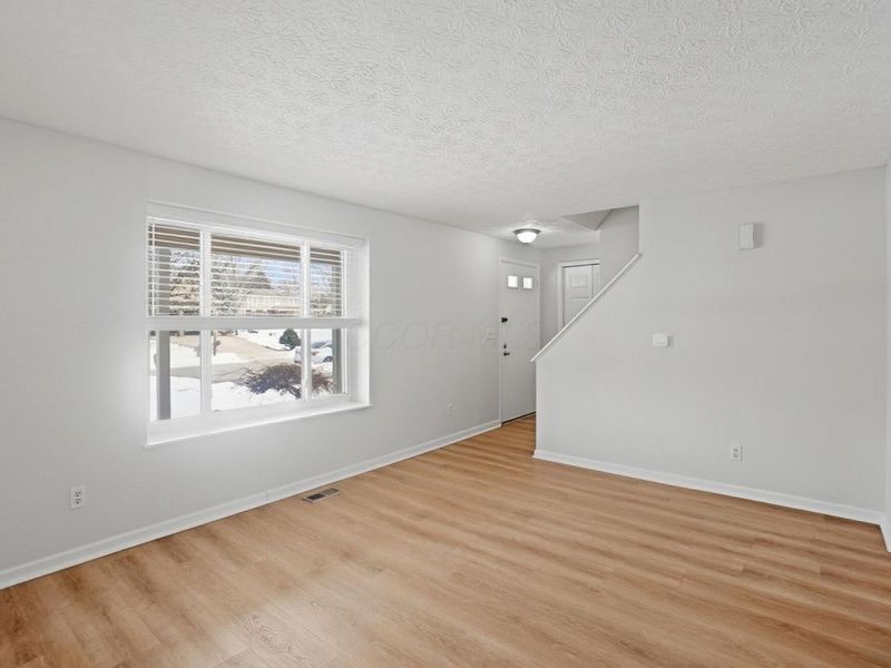 971 Timberbank Drive, Westerville, OH 43081 Photo 5