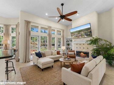 9957 CHELSEA LAKE Road, Jacksonville, FL 32256