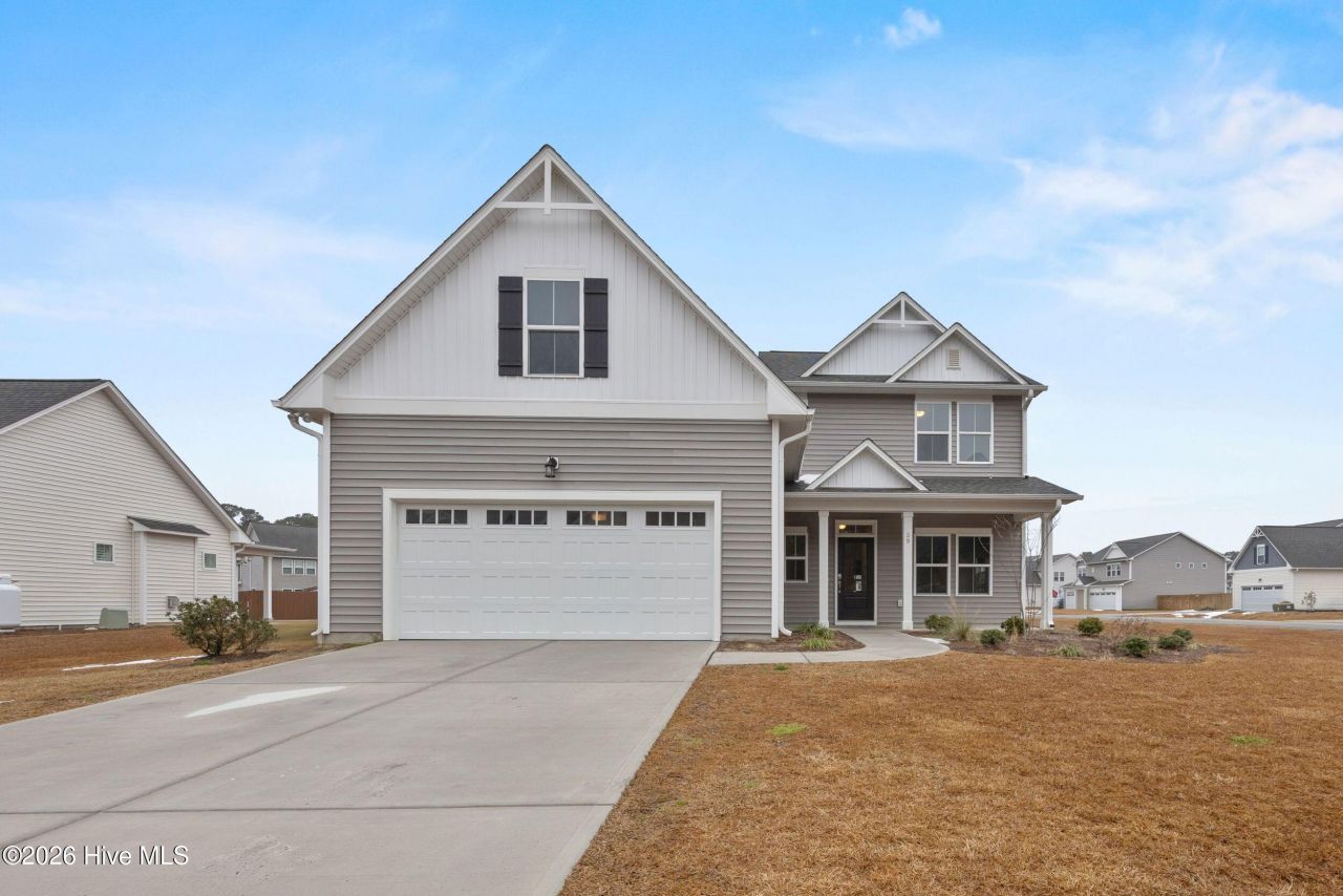 59 W Barlowe West Avenue, Hampstead, NC 28443 Main Photo