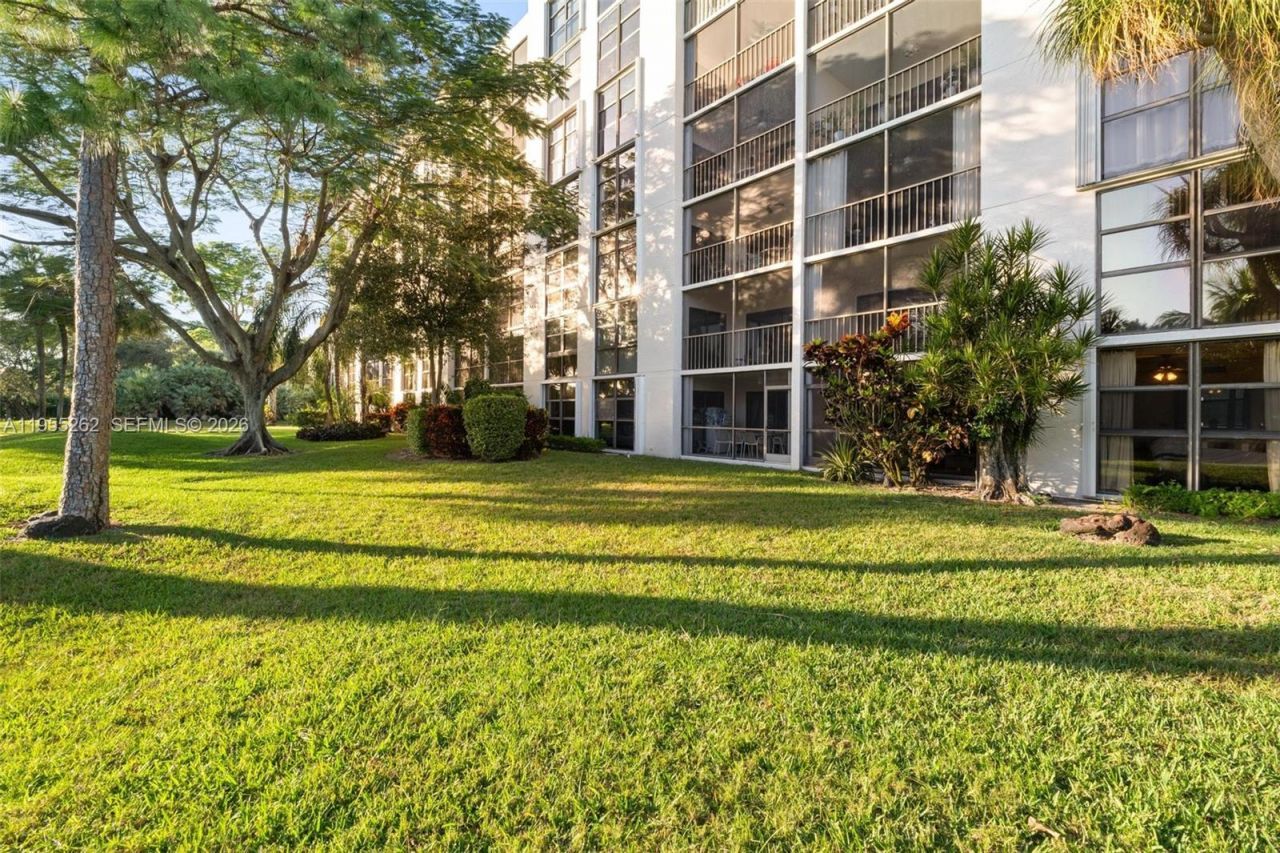 6662 Boca Del Mar Dr , Unit 112, Boca Raton, FL 33433 Photo