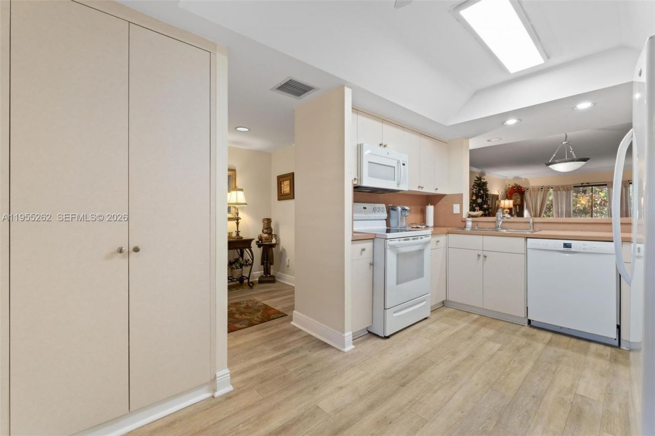 6662 Boca Del Mar Dr , Unit 112, Boca Raton, FL 33433 Photo