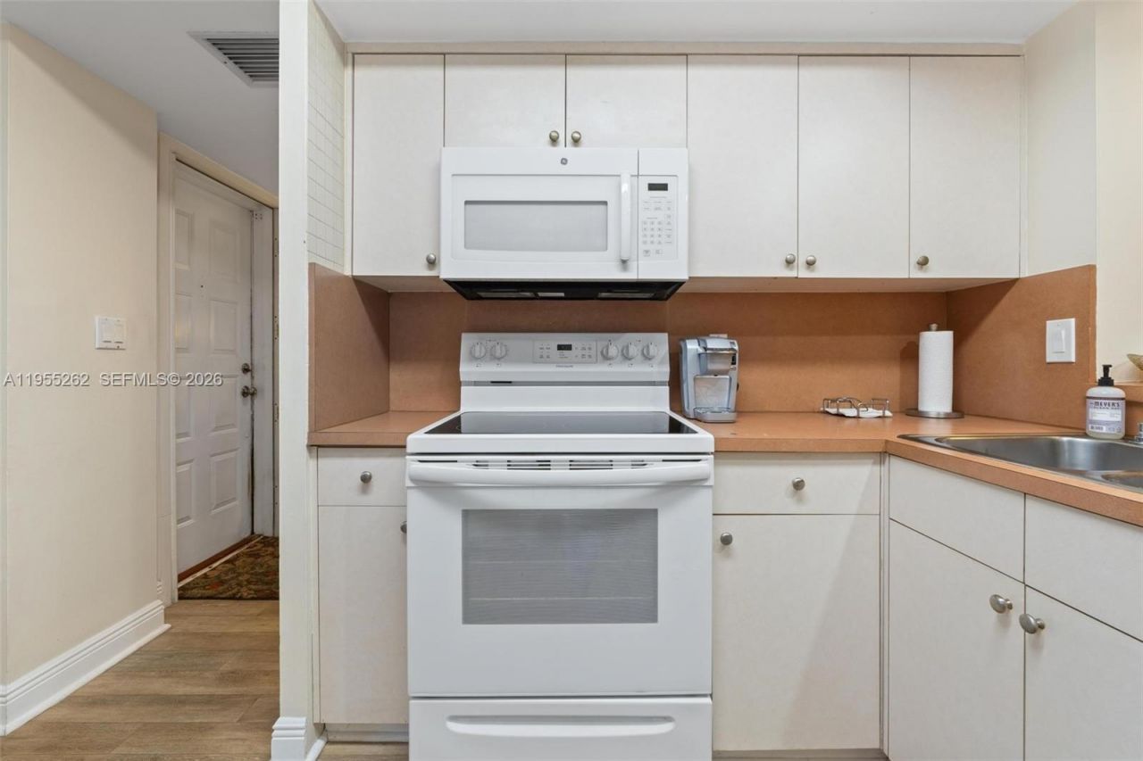 6662 Boca Del Mar Dr , Unit 112, Boca Raton, FL 33433 Photo