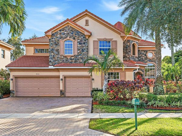 9232 Pineville Drive, Lake Worth, FL 33467