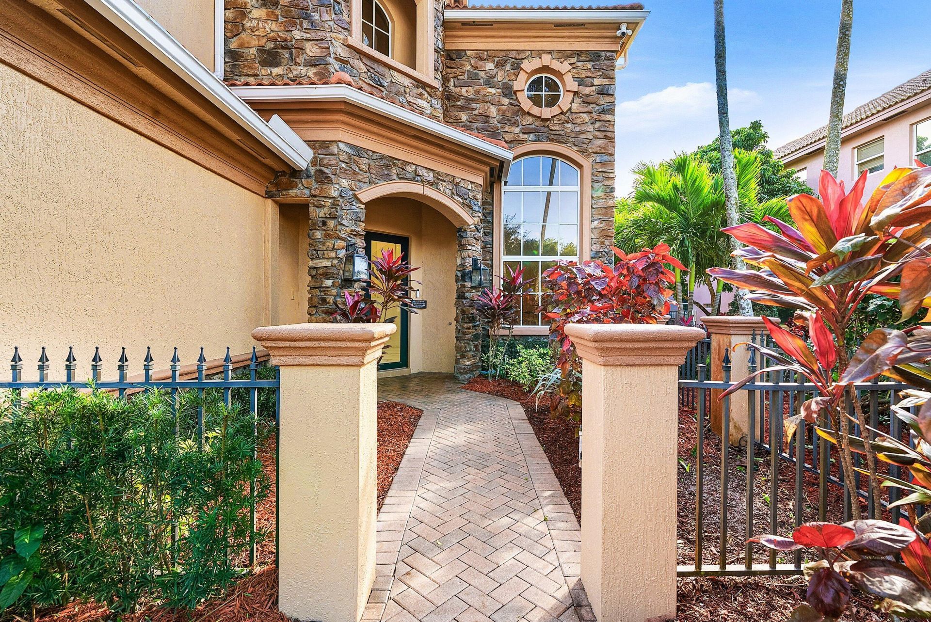 9232 Pineville Drive, Lake Worth, FL 33467 Photo