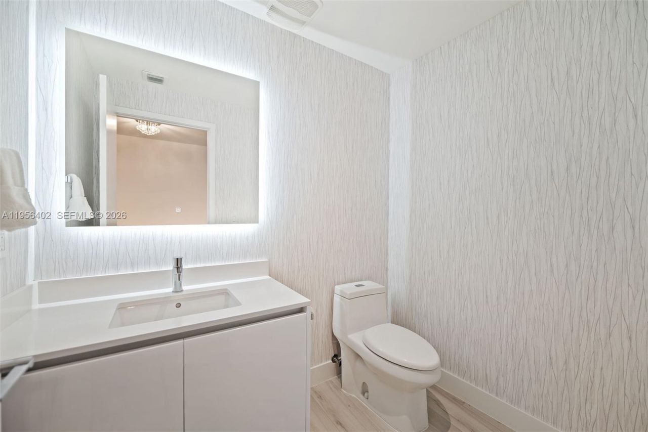 2200 N Ocean Blvd, Unit N703, Fort Lauderdale, FL 33305 Photo