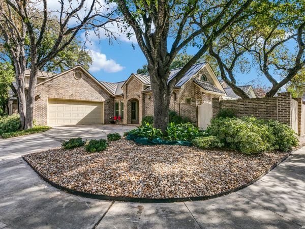 2 Cheltenham, San Antonio, TX 78218