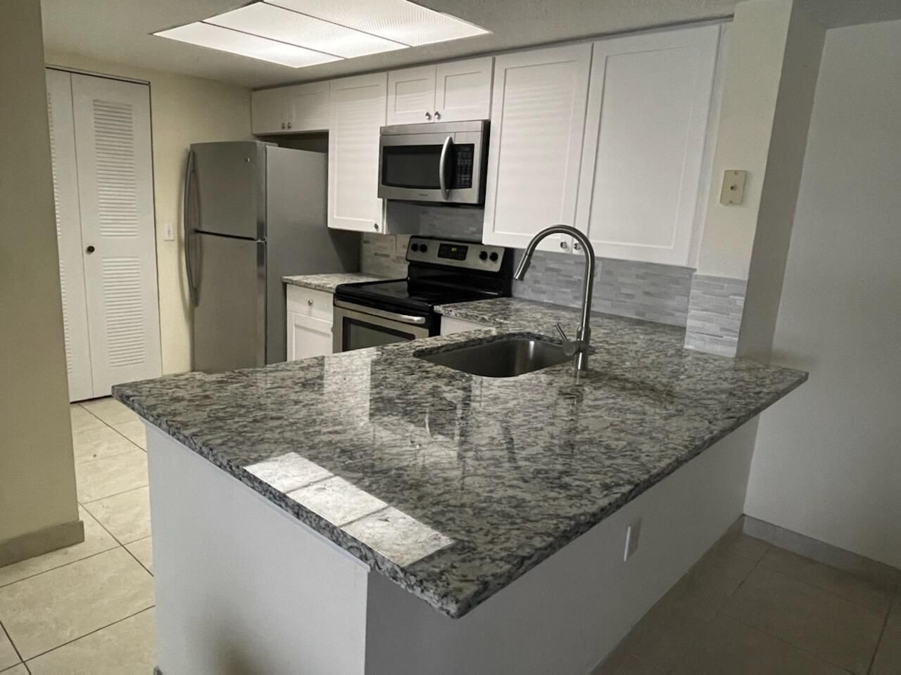 5045 Wiles Road, Unit 308, Coconut Creek, FL 33073 Photo