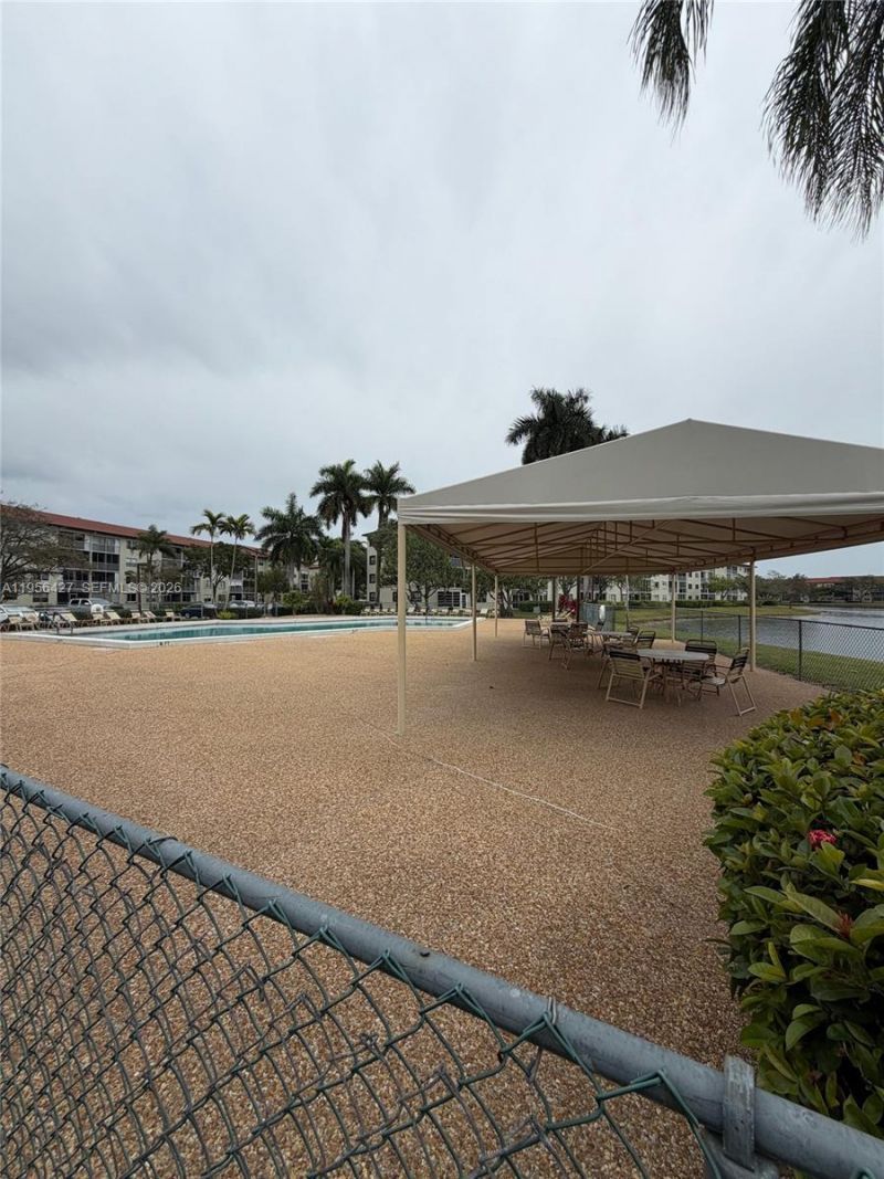 13100 SW 11th Ct, Unit 103C, Pembroke Pines, FL 33027 Photo