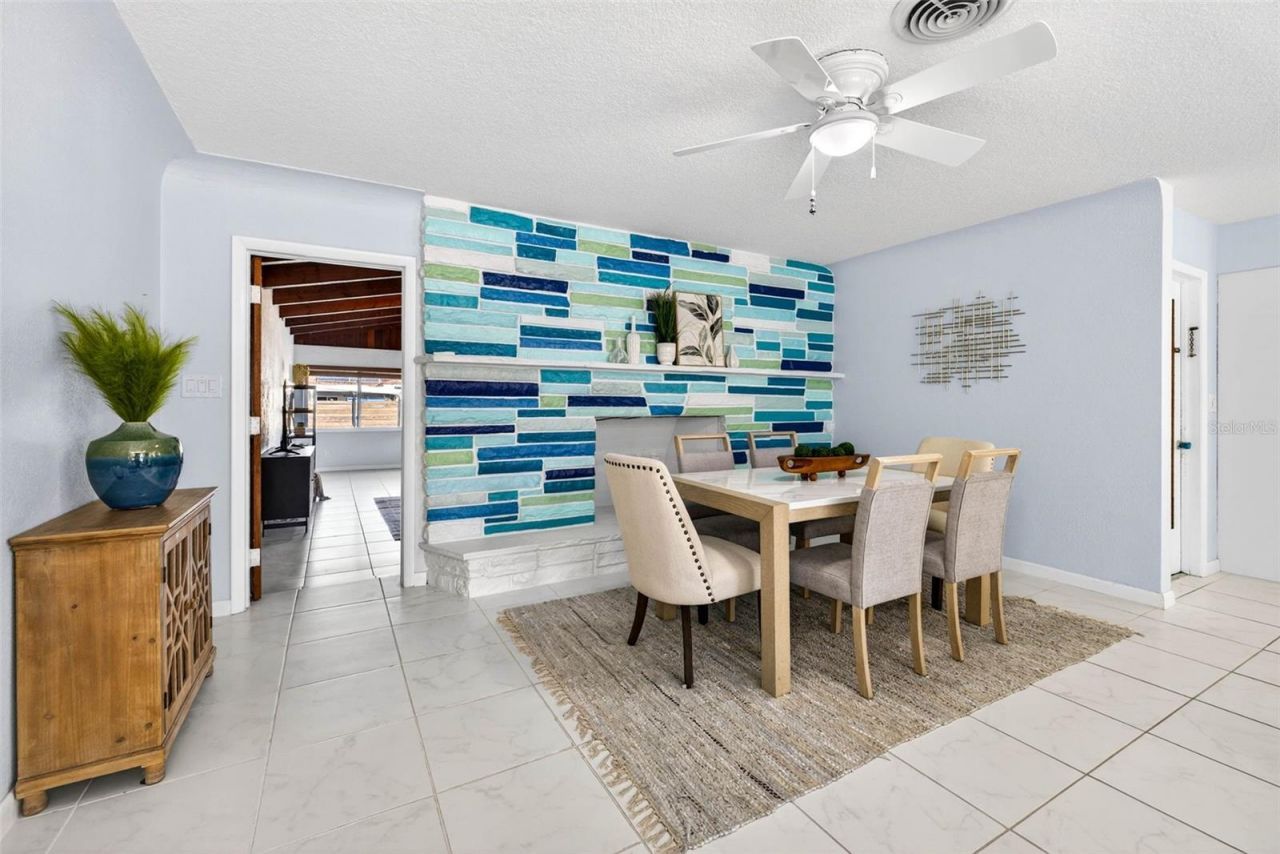 6701 Burlington Avenue N, Saint Petersburg, FL 33710 Photo