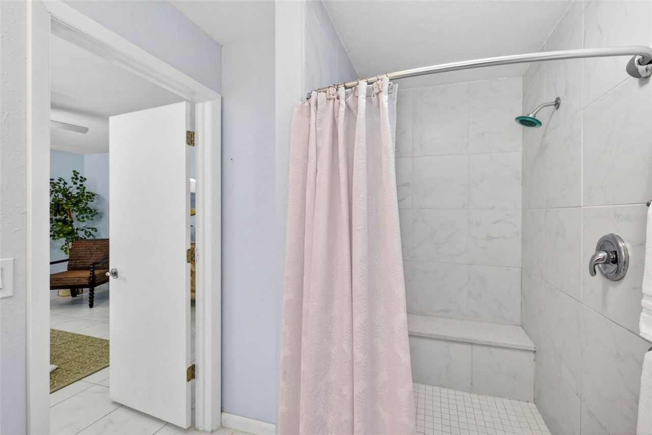 6701 Burlington Avenue N, Saint Petersburg, FL 33710 Photo
