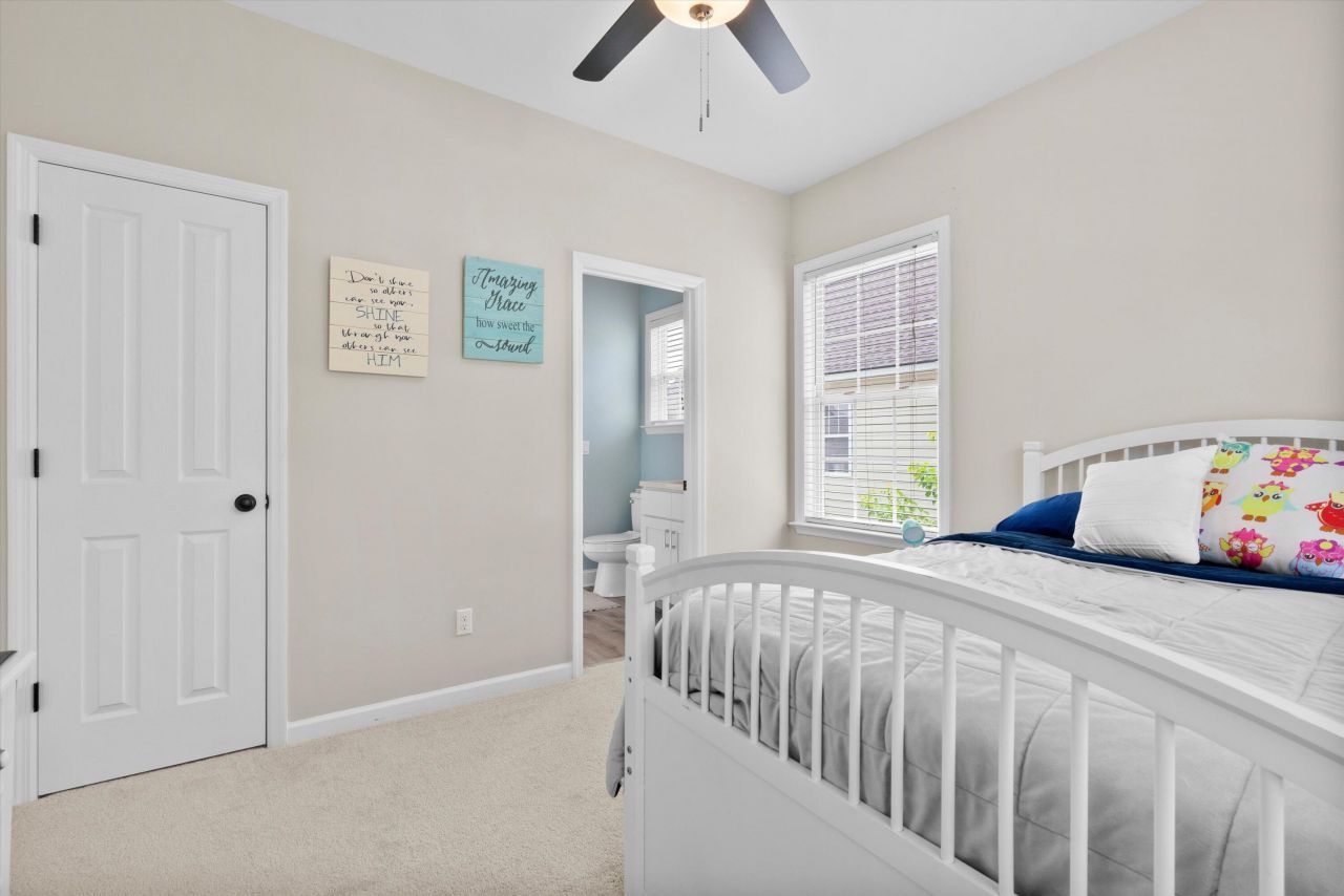 319 Pimpernel Street Photo 23