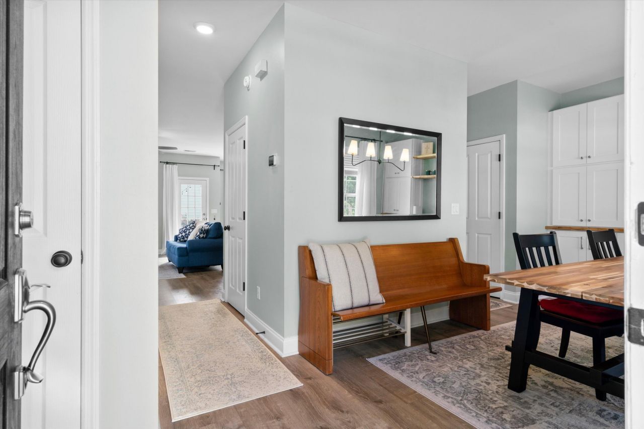 319 Pimpernel Street Photo 4