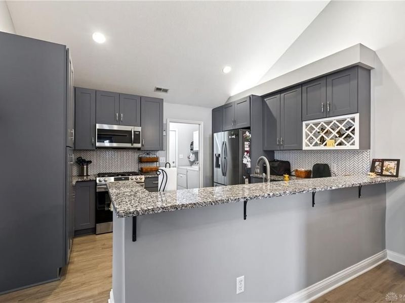 2072 Willow Run Circle, Mad River Township, OH 45323 Photo 11