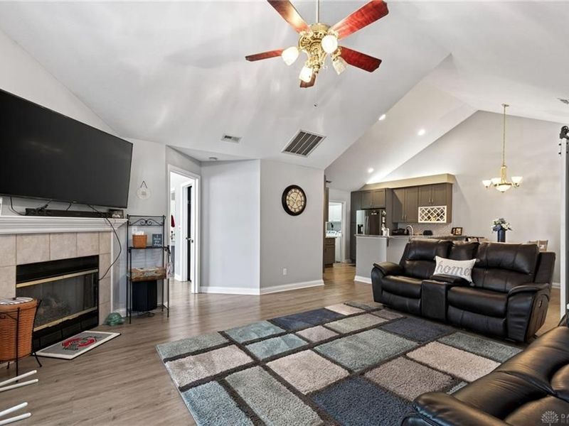 2072 Willow Run Circle, Mad River Township, OH 45323 Photo 3