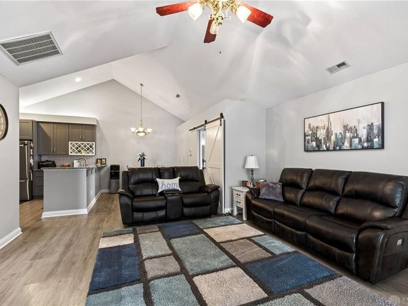 2072 Willow Run Circle, Mad River Township, OH 45323 Photo 4