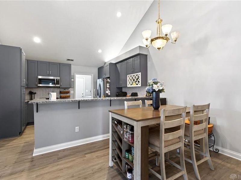 2072 Willow Run Circle, Mad River Township, OH 45323 Photo 9