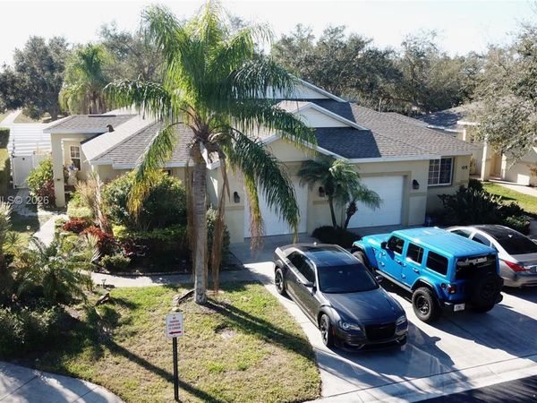 403 W 28th St, Bradenton, FL 34221