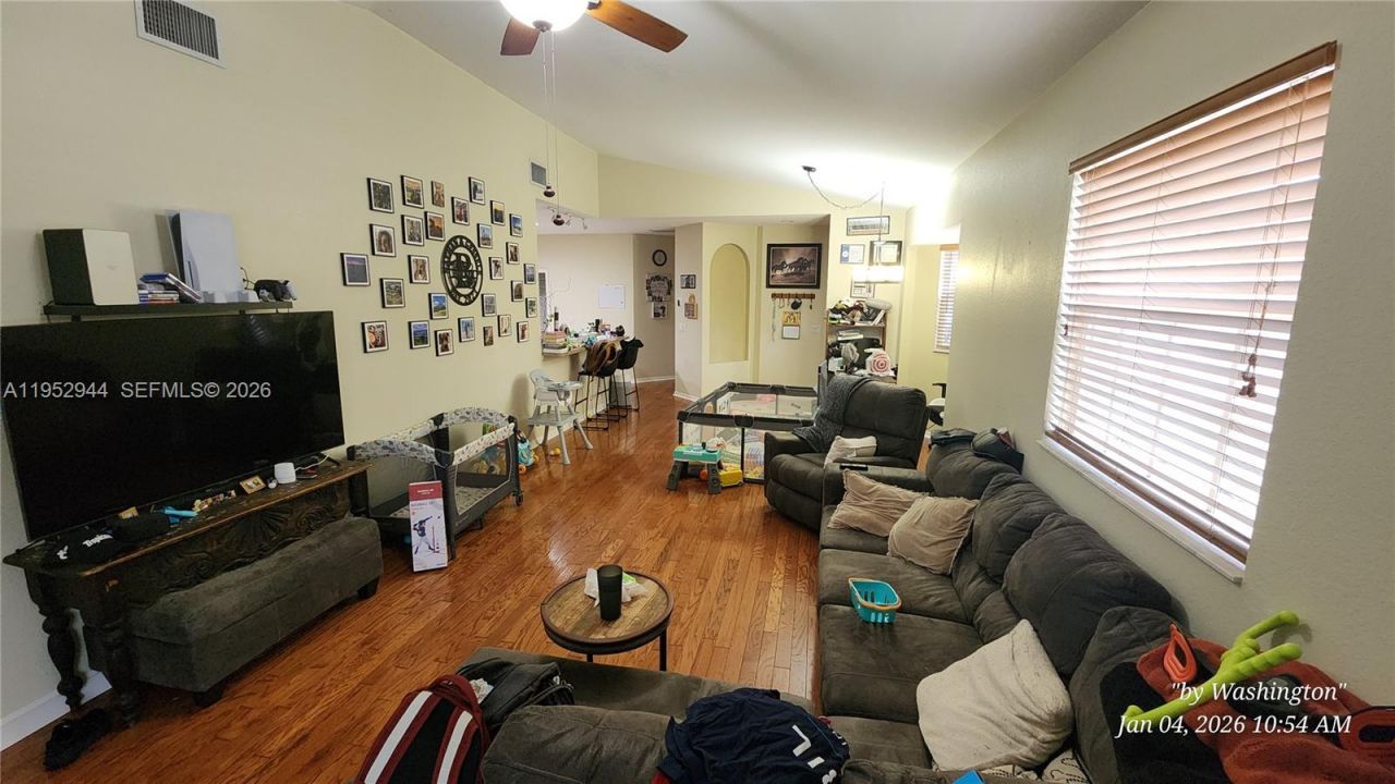 403 W 28th St, Bradenton, FL 34221 Photo