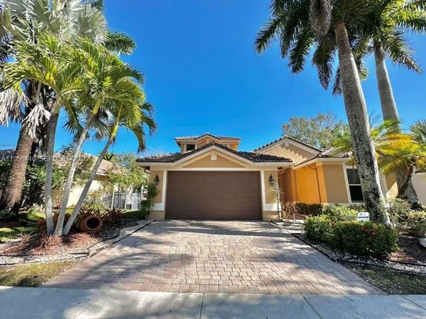 1831 Mariners Ln , Weston, FL 33327