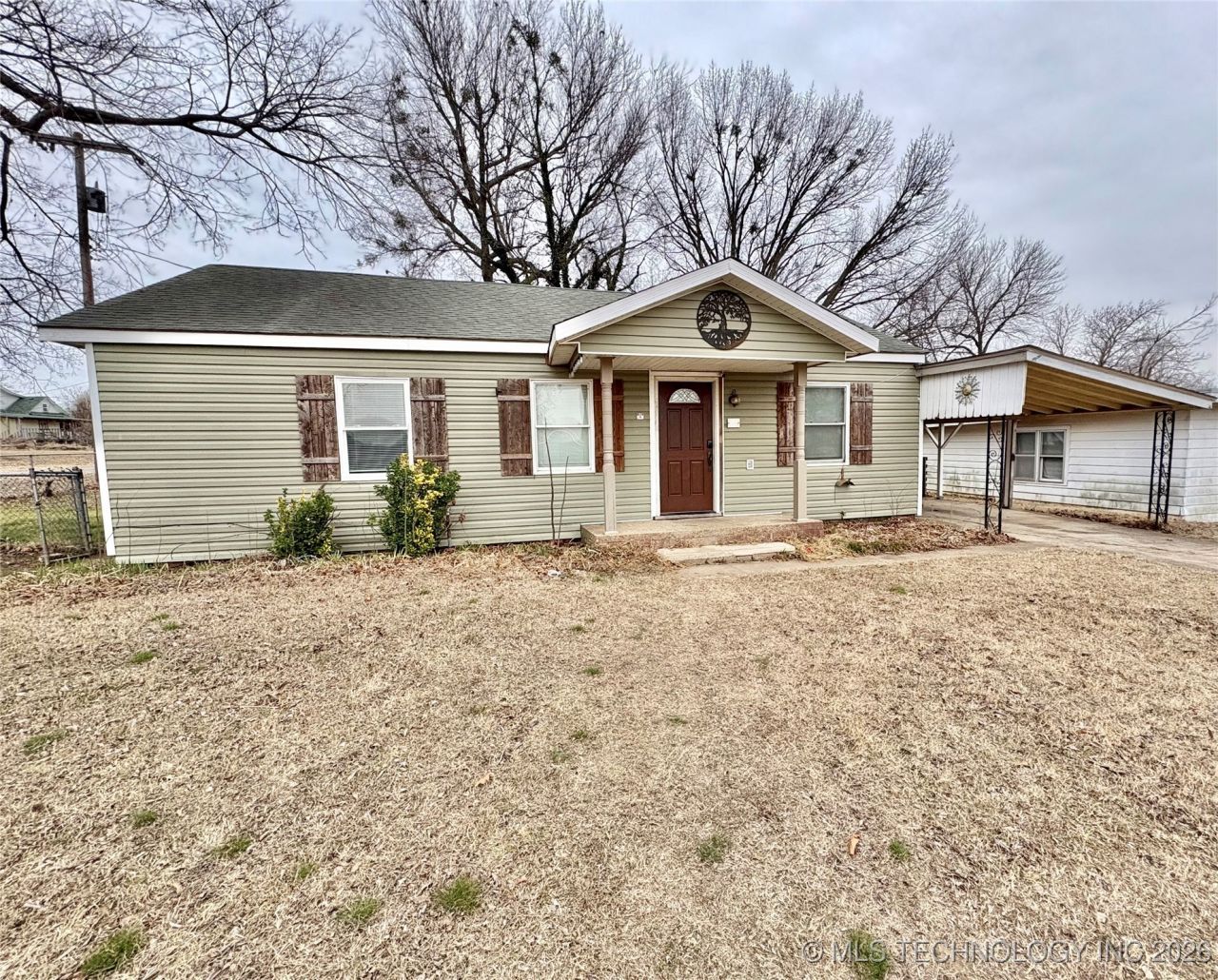 313 E Ash Avenue, Fort Gibson, OK 74434 Main Photo