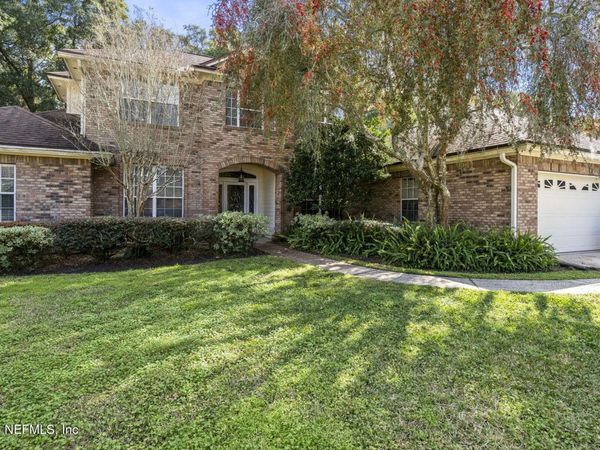 1822 RISING OAKS Drive, Jacksonville, FL 32223