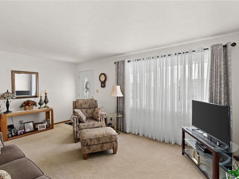 119 Benita Drive, Mingo Junction, OH 43938 Photo 6