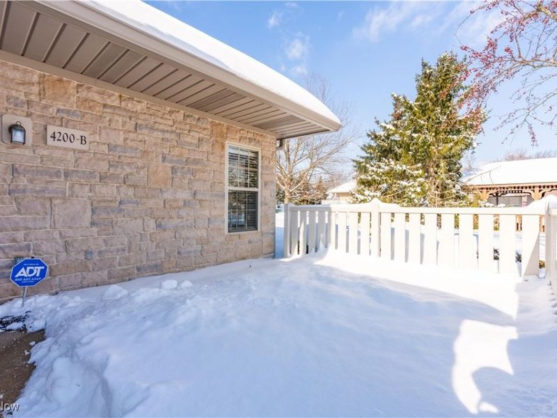 4200 NW Tannybrooke Lane NW, Unit B, Canton, OH 44718 Photo 27